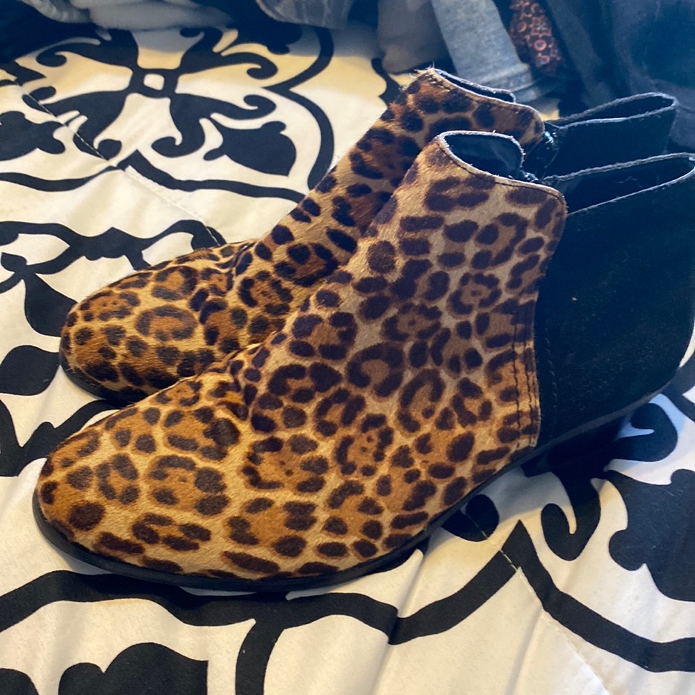 Bass booties